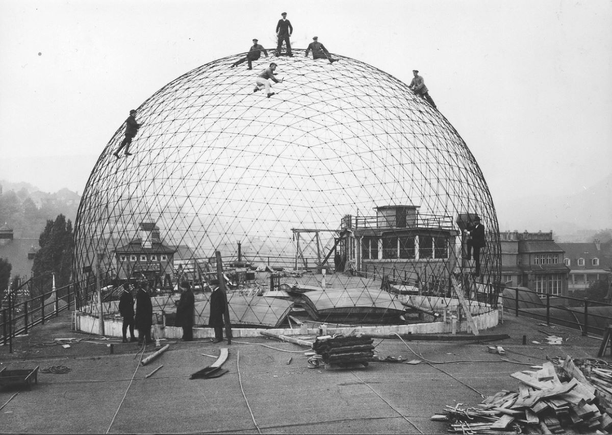 Walter Bauersfeld - Zeiss Planetarium, Jena 1922 Credit ZEISS Archive (Technoscape - MAXXI)